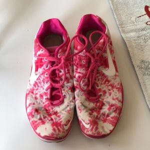 Pink tie-dye Nike free 5.0